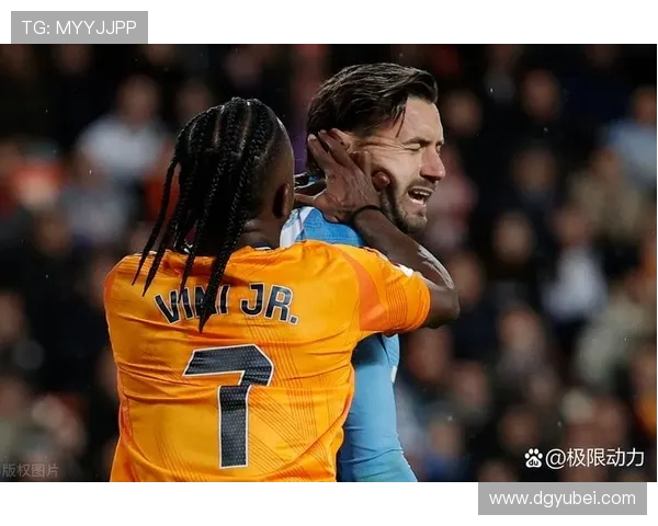 瓦伦西亚主帅:面对皇马完全压制 上半场几乎无法组织进攻