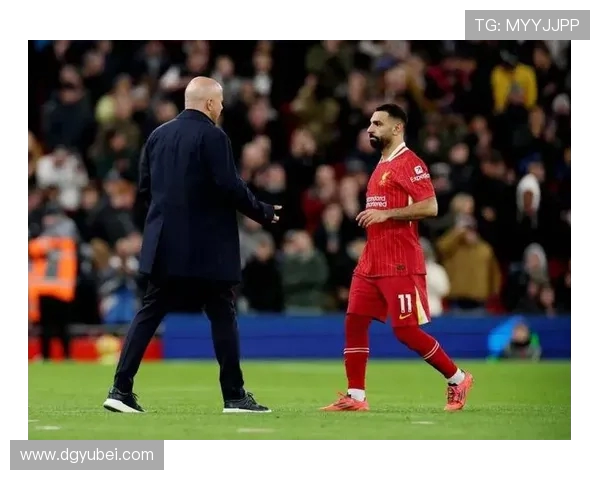 利物浦血亏?1.36亿水货加盟16场仍0球!跑出空门又遭萨拉赫无视