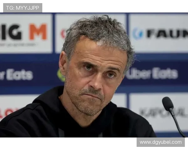 世体：德罗刚进一线队时不适应，巴萨教练组安排了强化训练